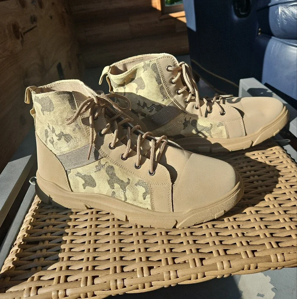 Men's Tactical Desert Boots - Tan Camo